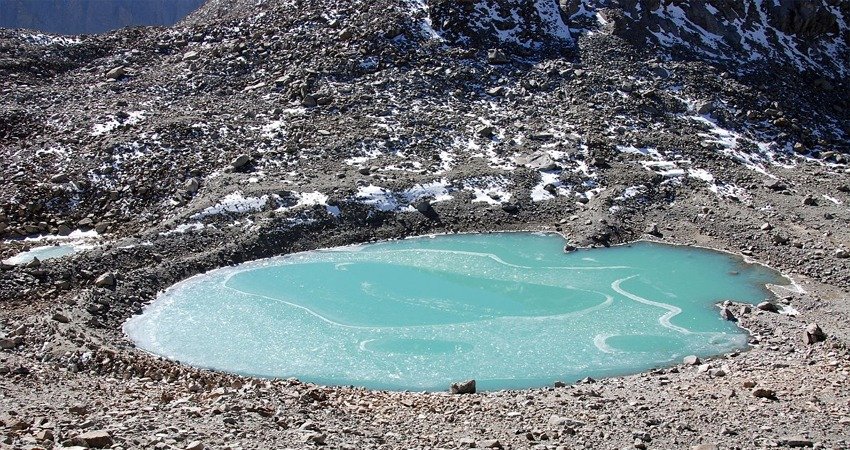 gaurikund between Kedarnath Yatra